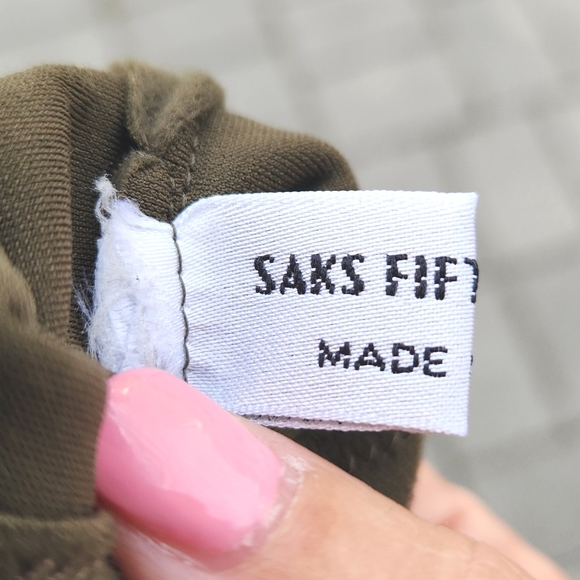 Saks Fifth Avenue Olive Green Fine Fashion Gloves - Picture 6 of 8